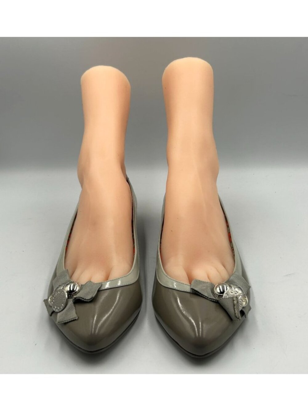 NWOB Coach Women's Gray Patent Leather Trina Button Bow Ballets Flats Sz 10 3368 - Picture 6 of 16